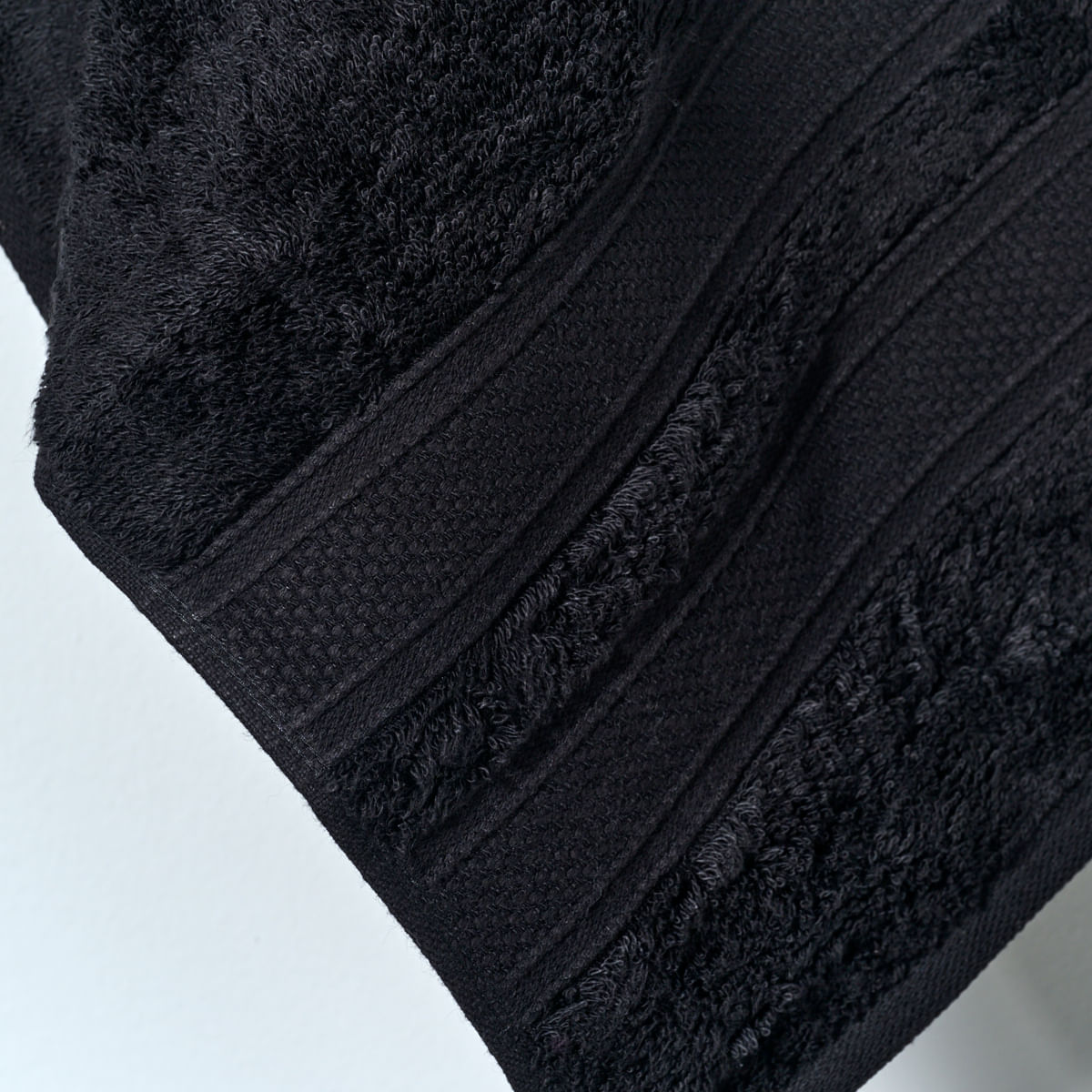 03 13 0073 Toalha Rosto Magnifique Preto 002